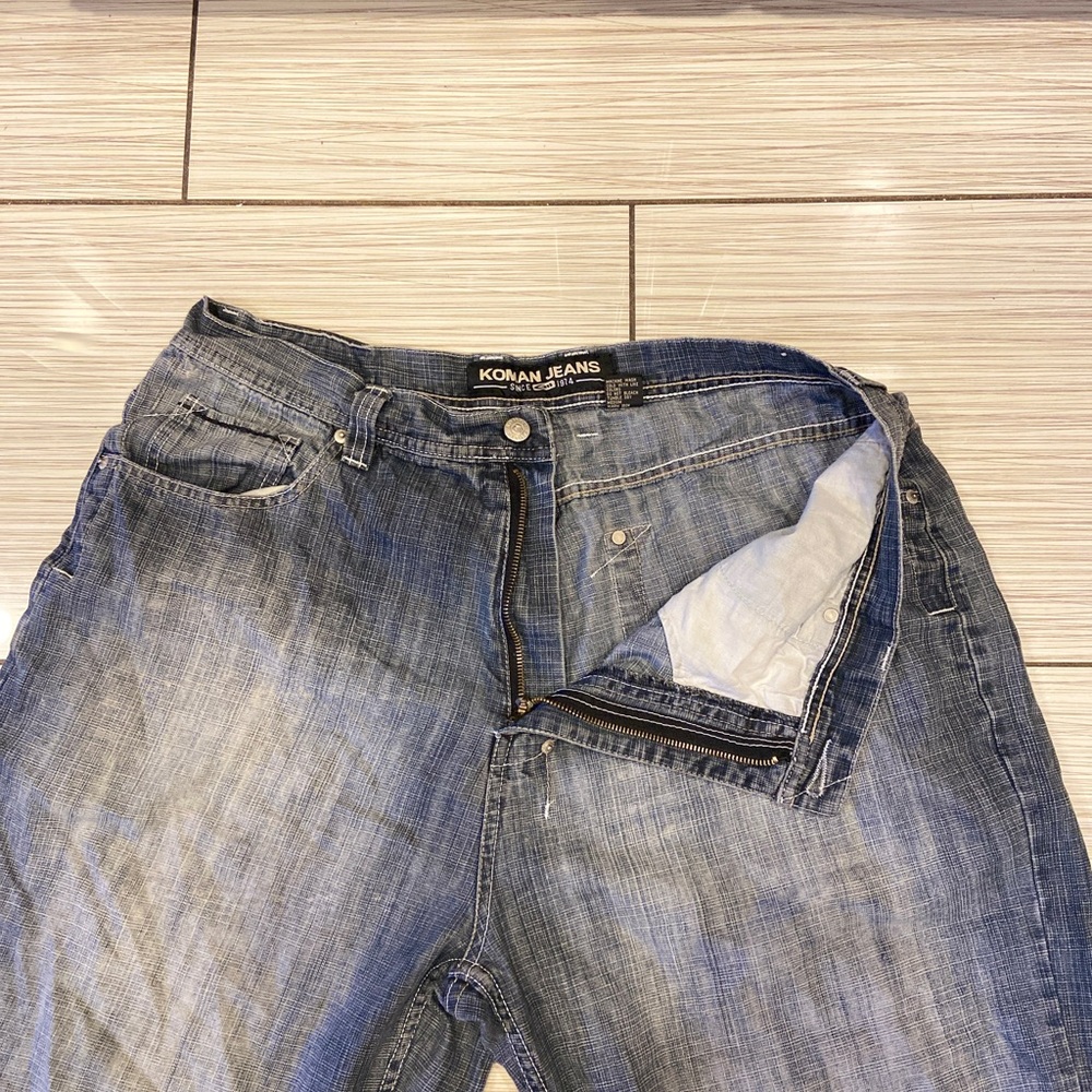 Denim Capri - Picture 3 of 3